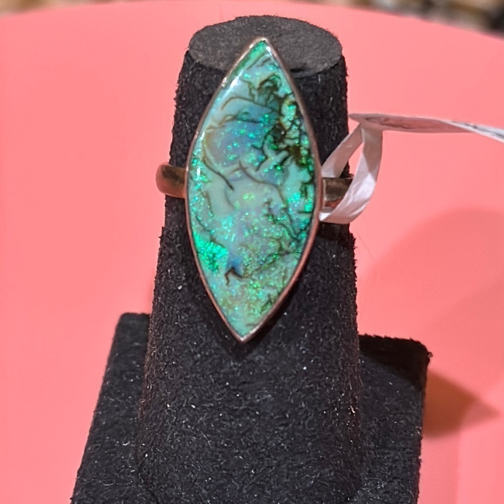 NEW Elegant Green Opal‎ and Sterling silver ring